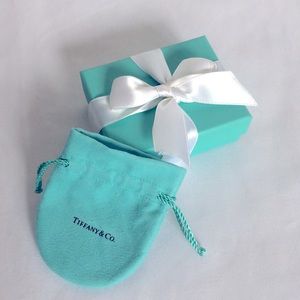 Tiffany & Co Bracelet or Necklace Box w/pouch